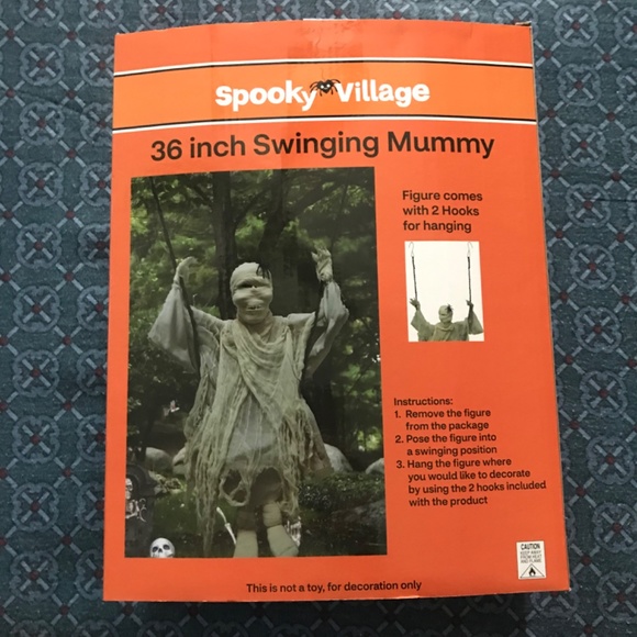 Spooky Village 36” Swinging Mummy NWT - Picture 8 of 10